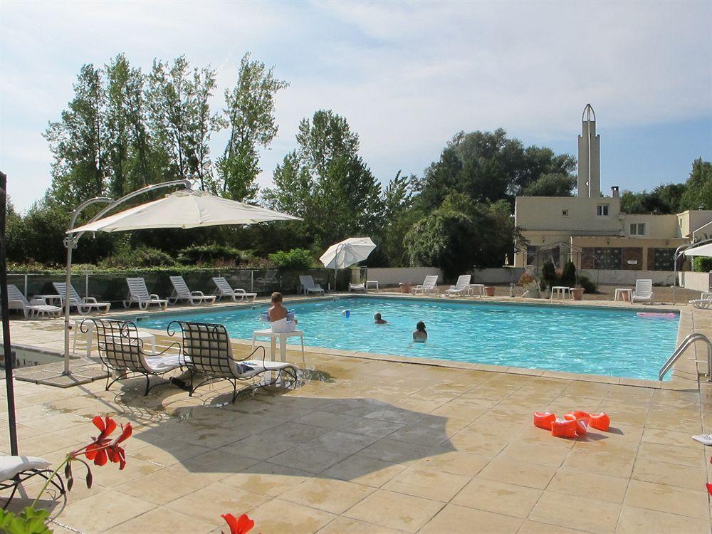 Hotel Acostel โม ภายนอก รูปภาพ