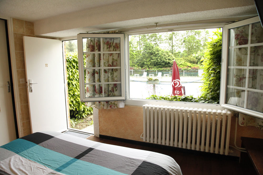Hotel Acostel โม ภายนอก รูปภาพ
