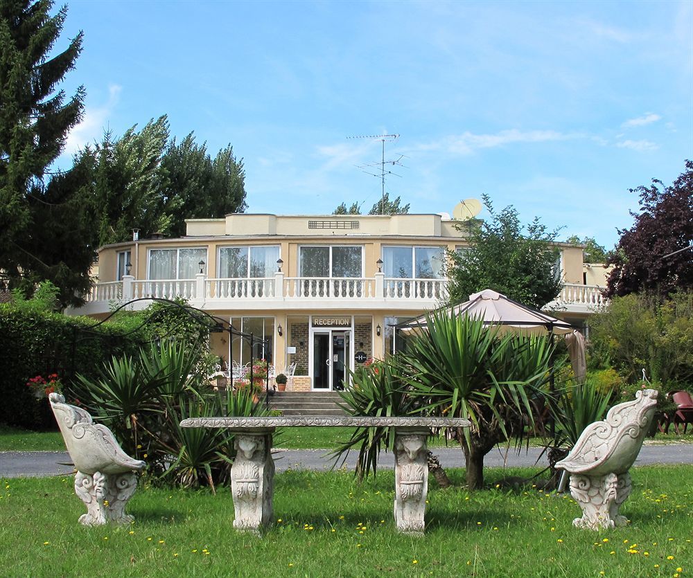 Hotel Acostel โม ภายนอก รูปภาพ